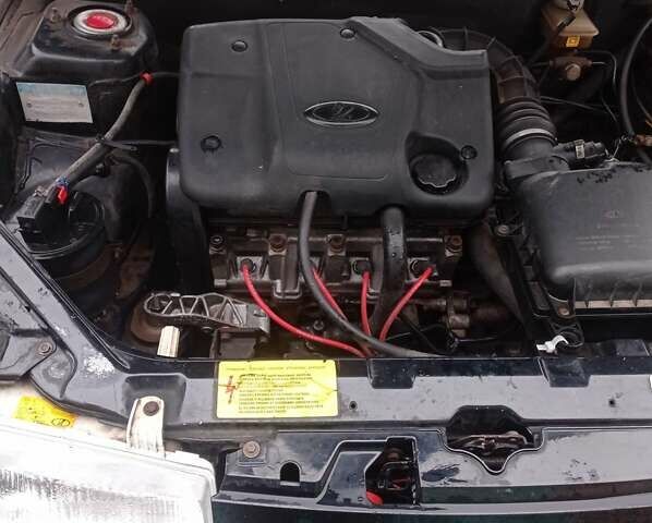 Черный ВАЗ 2110, объемом двигателя 1.5 л и пробегом 110 тыс. км за 1800 $, фото 3 на Automoto.ua