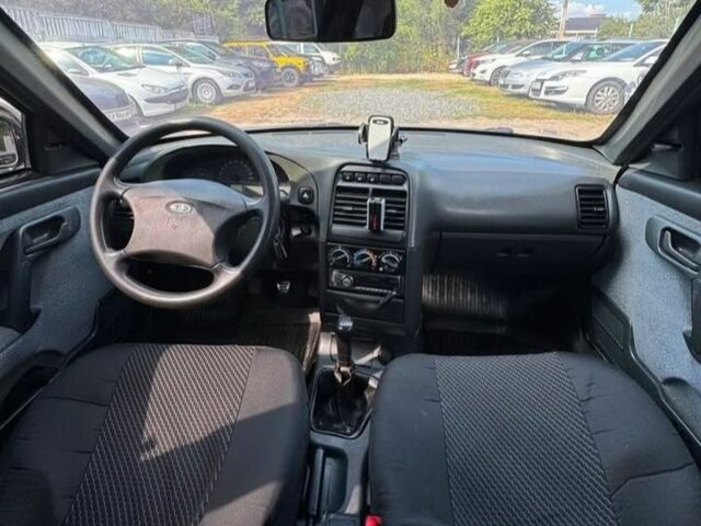 Чорний ВАЗ 2110, об'ємом двигуна 1.6 л та пробігом 265 тис. км за 2999 $, фото 4 на Automoto.ua