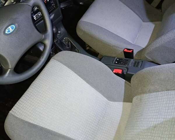 Чорний ВАЗ 2110, об'ємом двигуна 1.6 л та пробігом 71 тис. км за 3450 $, фото 12 на Automoto.ua