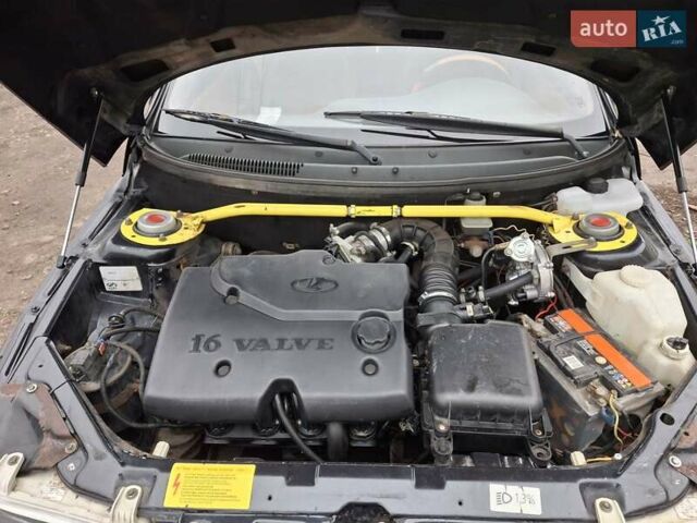 Черный ВАЗ 2110, объемом двигателя 1.6 л и пробегом 149 тыс. км за 2000 $, фото 19 на Automoto.ua