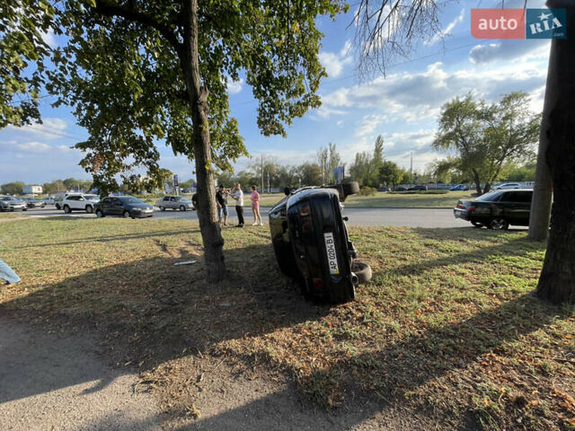 Черный ВАЗ 2110, объемом двигателя 1.6 л и пробегом 600 тыс. км за 600 $, фото 5 на Automoto.ua