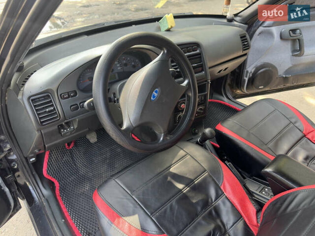 ВАЗ 2110 2008 у Одесі на Automoto.ua Чорний ВАЗ 2110, об'ємом двигуна 1.6 л та пробігом 193 тис. км за 1682 $, фото 15 на Automoto.ua