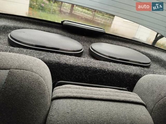 Черный ВАЗ 2110, объемом двигателя 1.6 л и пробегом 208 тыс. км за 2150 $, фото 16 на Automoto.ua