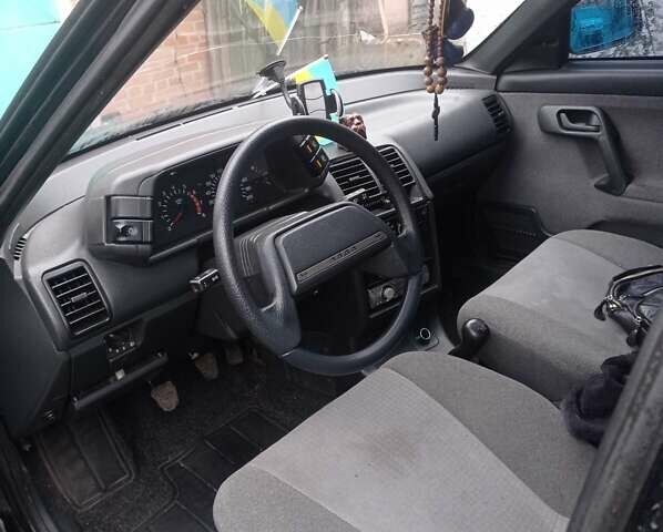 Черный ВАЗ 2110, объемом двигателя 1.5 л и пробегом 110 тыс. км за 1800 $, фото 4 на Automoto.ua