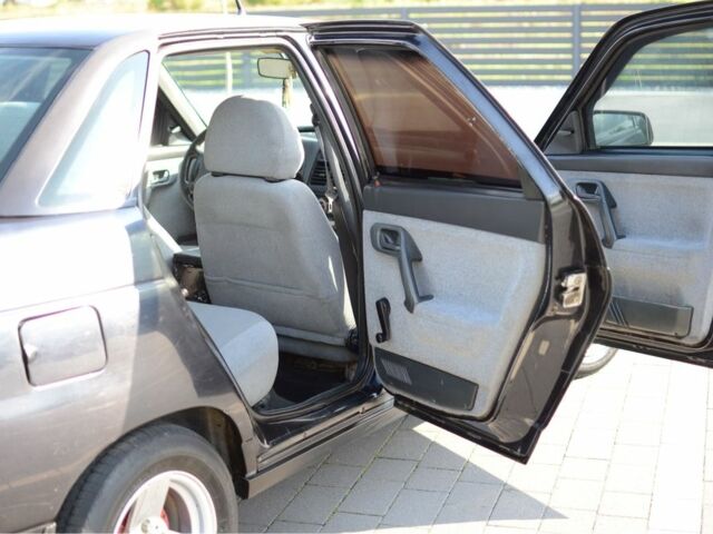 Чорний ВАЗ 2110, об'ємом двигуна 1.6 л та пробігом 100 тис. км за 1999 $, фото 17 на Automoto.ua