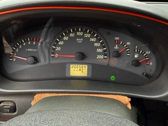 Черный ВАЗ 2110, объемом двигателя 1.6 л и пробегом 200 тыс. км за 2000 $, фото 6 на Automoto.ua