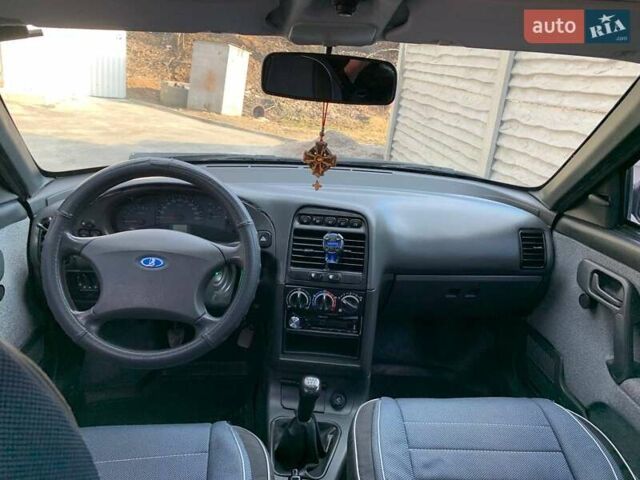 Черный ВАЗ 2110, объемом двигателя 1.6 л и пробегом 135 тыс. км за 2500 $, фото 3 на Automoto.ua