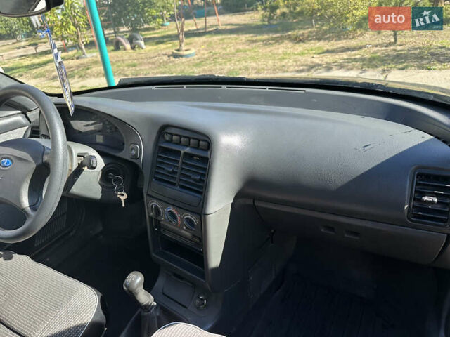 Чорний ВАЗ 2110, об'ємом двигуна 1.6 л та пробігом 84 тис. км за 2500 $, фото 4 на Automoto.ua