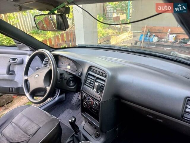 Черный ВАЗ 2110, объемом двигателя 1.6 л и пробегом 172 тыс. км за 1950 $, фото 6 на Automoto.ua