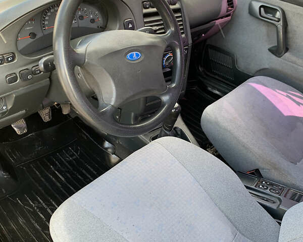 Чорний ВАЗ 2110, об'ємом двигуна 1.6 л та пробігом 240 тис. км за 2300 $, фото 5 на Automoto.ua