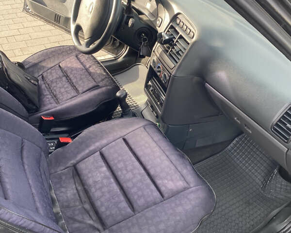 Черный ВАЗ 2110, объемом двигателя 1.6 л и пробегом 48 тыс. км за 2099 $, фото 5 на Automoto.ua