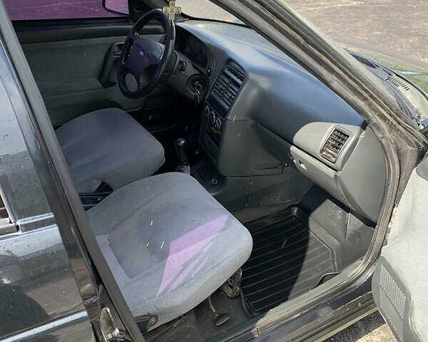 Чорний ВАЗ 2110, об'ємом двигуна 1.6 л та пробігом 240 тис. км за 2300 $, фото 1 на Automoto.ua