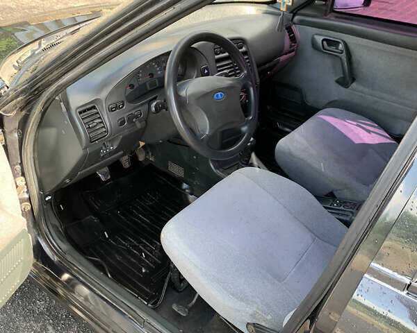 Чорний ВАЗ 2110, об'ємом двигуна 1.6 л та пробігом 240 тис. км за 2300 $, фото 6 на Automoto.ua