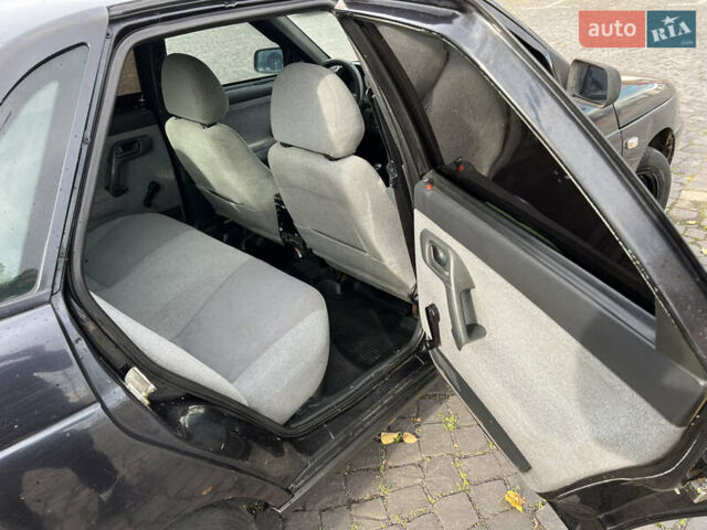 Черный ВАЗ 2110, объемом двигателя 1.6 л и пробегом 60 тыс. км за 1550 $, фото 10 на Automoto.ua