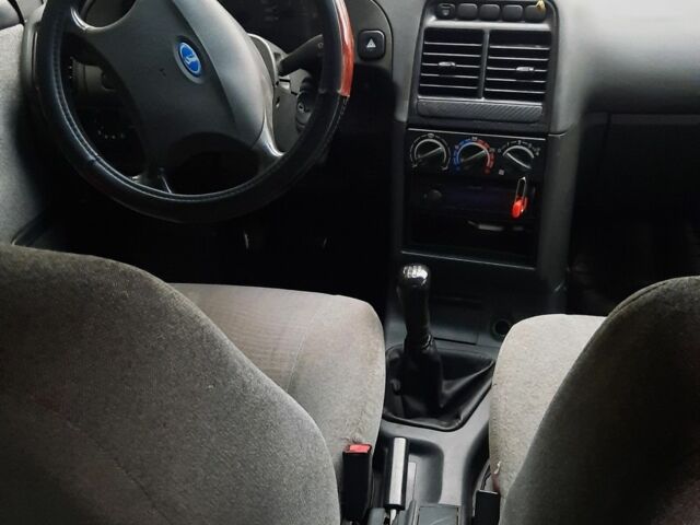 Черный ВАЗ 2110, объемом двигателя 1.6 л и пробегом 190 тыс. км за 2100 $, фото 7 на Automoto.ua