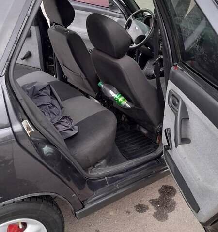 Черный ВАЗ 2110, объемом двигателя 1.62 л и пробегом 194 тыс. км за 2000 $, фото 4 на Automoto.ua