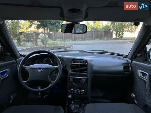 Чорний ВАЗ 2110, об'ємом двигуна 1.6 л та пробігом 87 тис. км за 3400 $, фото 16 на Automoto.ua