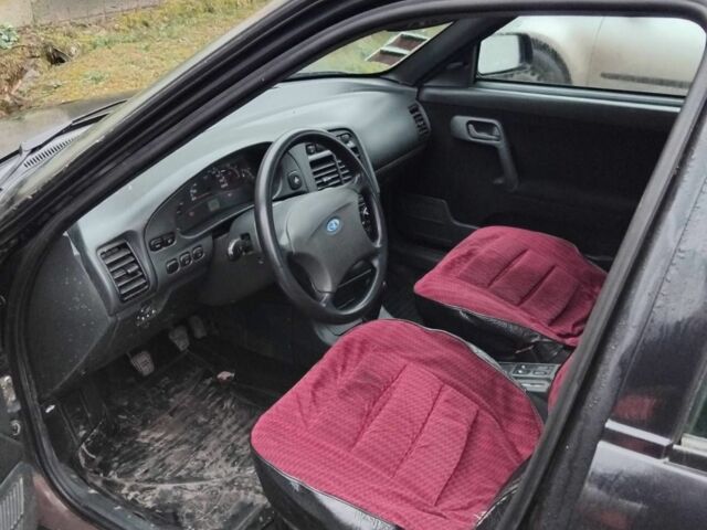 Чорний ВАЗ 2110, об'ємом двигуна 1.6 л та пробігом 107 тис. км за 2000 $, фото 3 на Automoto.ua