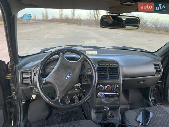 Черный ВАЗ 2110, объемом двигателя 1.6 л и пробегом 215 тыс. км за 2500 $, фото 12 на Automoto.ua