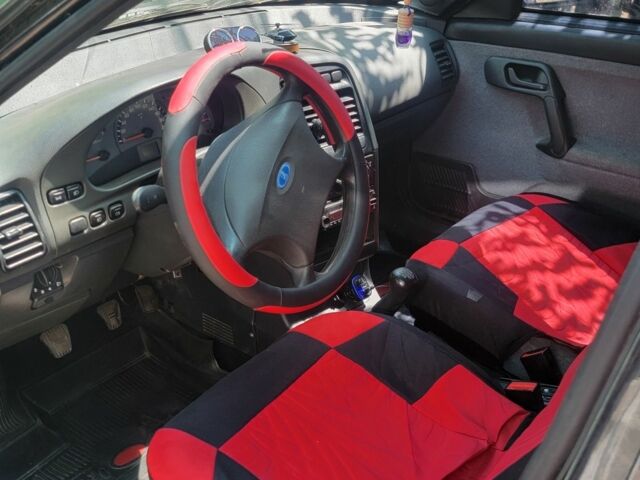 Чорний ВАЗ 2110, об'ємом двигуна 1.6 л та пробігом 2 тис. км за 3000 $, фото 6 на Automoto.ua