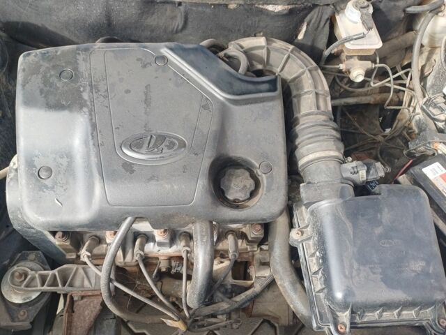 ВАЗ 2110 2011 в Кривом Роге на Automoto.ua Черный ВАЗ 2110, объемом двигателя 1.6 л и пробегом 230 тыс. км за 2600 $, фото 8 на Automoto.ua
