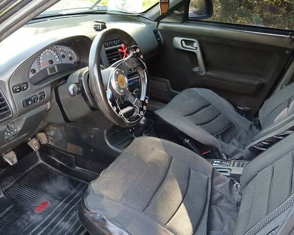 Черный ВАЗ 2110, объемом двигателя 1.6 л и пробегом 250 тыс. км за 2700 $, фото 16 на Automoto.ua