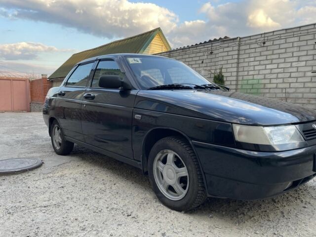 Черный ВАЗ 2110, объемом двигателя 1 л и пробегом 142 тыс. км за 2200 $, фото 2 на Automoto.ua
