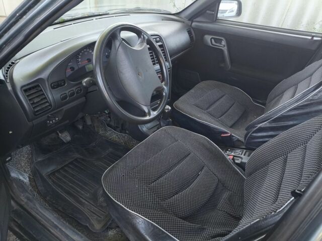 Черный ВАЗ 2110, объемом двигателя 0 л и пробегом 63 тыс. км за 1418 $, фото 4 на Automoto.ua