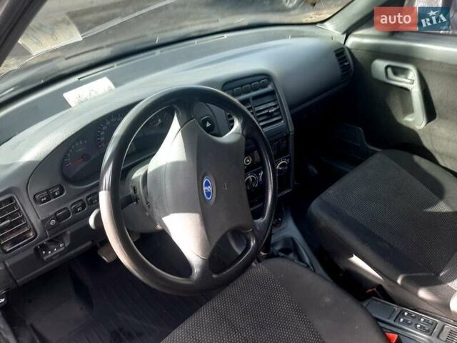 Чорний ВАЗ 2110, об'ємом двигуна 1.6 л та пробігом 95 тис. км за 3000 $, фото 2 на Automoto.ua