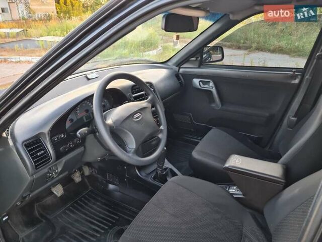 Чорний ВАЗ 2110, об'ємом двигуна 1.6 л та пробігом 186 тис. км за 2900 $, фото 11 на Automoto.ua
