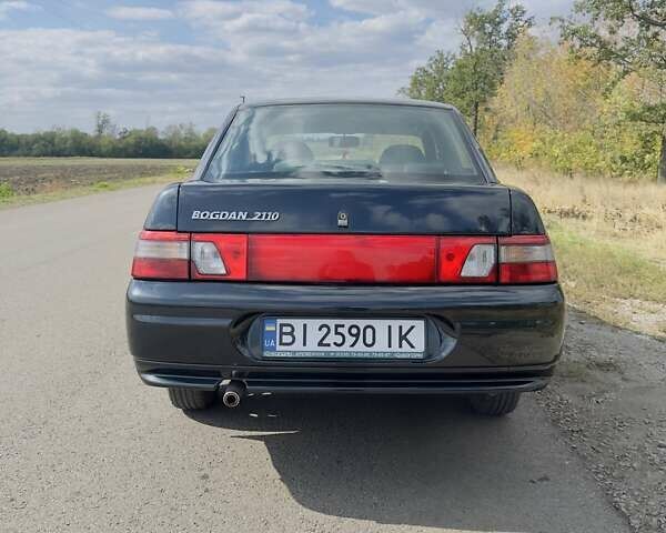 Черный ВАЗ 2110, объемом двигателя 1.6 л и пробегом 56 тыс. км за 4399 $, фото 3 на Automoto.ua
