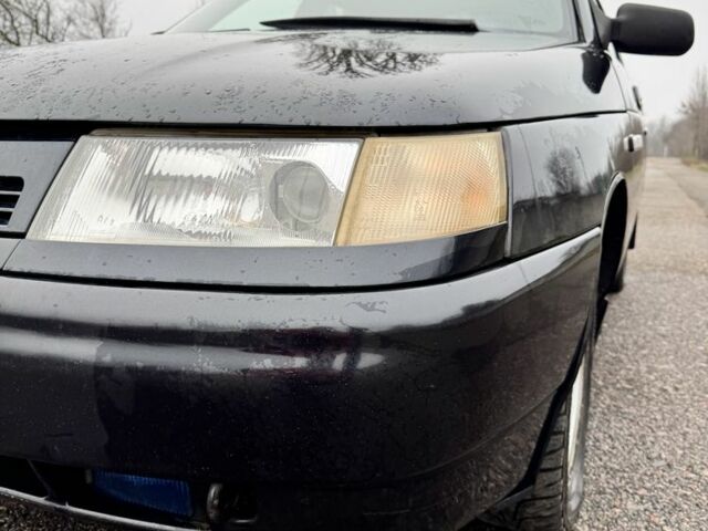 Черный ВАЗ 2110, объемом двигателя 1.6 л и пробегом 220 тыс. км за 2300 $, фото 2 на Automoto.ua