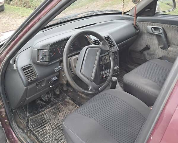 Фиолетовый ВАЗ 2110, объемом двигателя 1.5 л и пробегом 120 тыс. км за 850 $, фото 4 на Automoto.ua