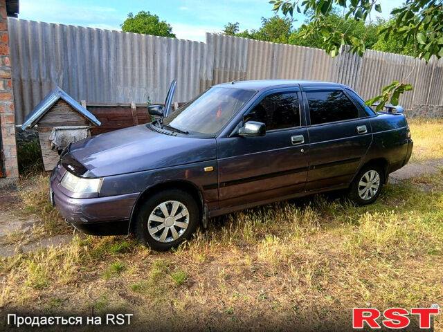 Фиолетовый ВАЗ 2110, объемом двигателя 1.5 л и пробегом 160 тыс. км за 1400 $, фото 1 на Automoto.ua