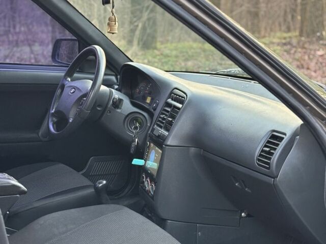 Коричневий ВАЗ 2110, об'ємом двигуна 1.6 л та пробігом 163 тис. км за 2450 $, фото 10 на Automoto.ua