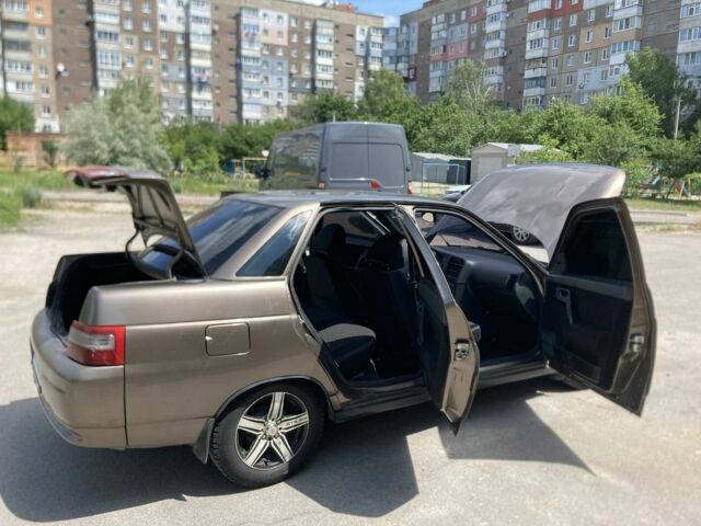 Коричневый ВАЗ 2110, объемом двигателя 1.6 л и пробегом 172 тыс. км за 3200 $, фото 14 на Automoto.ua
