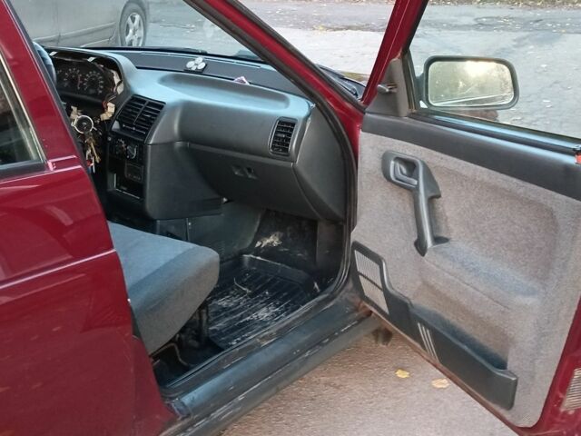 Красный ВАЗ 2110, объемом двигателя 1.5 л и пробегом 999 тыс. км за 1850 $, фото 5 на Automoto.ua