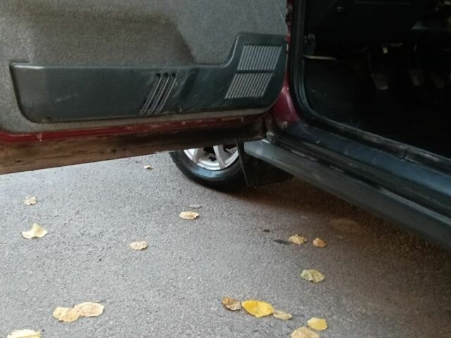 Красный ВАЗ 2110, объемом двигателя 1.5 л и пробегом 999 тыс. км за 1850 $, фото 9 на Automoto.ua