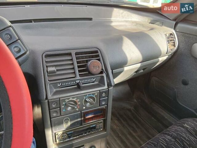 Червоний ВАЗ 2110, об'ємом двигуна 1.5 л та пробігом 169 тис. км за 1300 $, фото 5 на Automoto.ua