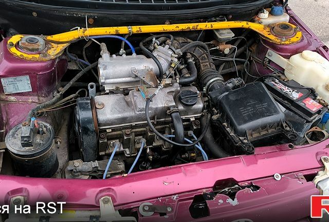 Червоний ВАЗ 2110, об'ємом двигуна 1.5 л та пробігом 0 тис. км за 1000 $, фото 1 на Automoto.ua