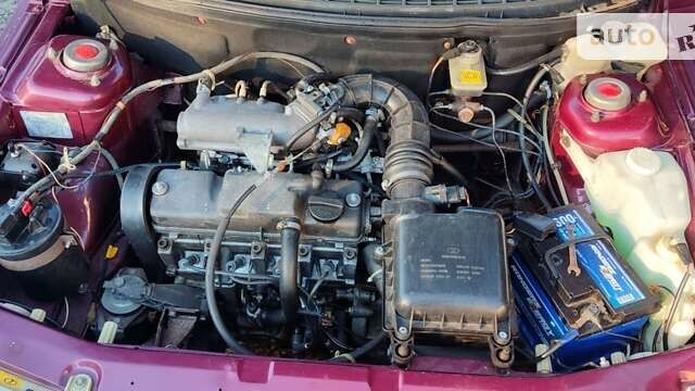 Красный ВАЗ 2110, объемом двигателя 1.5 л и пробегом 156 тыс. км за 1550 $, фото 17 на Automoto.ua