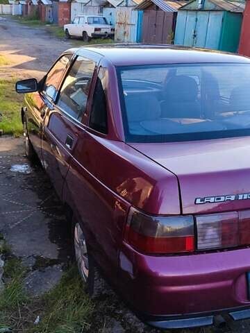 Красный ВАЗ 2110, объемом двигателя 1.5 л и пробегом 156 тыс. км за 1550 $, фото 4 на Automoto.ua