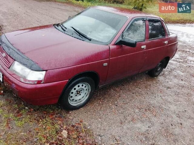 Красный ВАЗ 2110, объемом двигателя 1.5 л и пробегом 185 тыс. км за 800 $, фото 1 на Automoto.ua