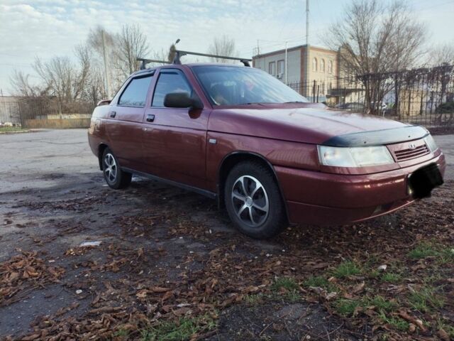 Красный ВАЗ 2110, объемом двигателя 1.5 л и пробегом 320 тыс. км за 2000 $, фото 1 на Automoto.ua