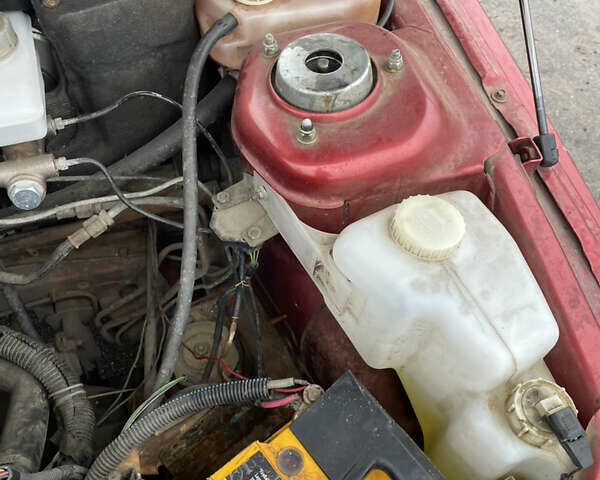 Красный ВАЗ 2110, объемом двигателя 1.5 л и пробегом 130 тыс. км за 1350 $, фото 10 на Automoto.ua