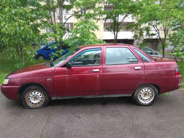 ВАЗ 2110 2003 в Киеве на Automoto.ua Красный ВАЗ 2110, объемом двигателя 1.5 л и пробегом 210 тыс. км за 800 $, фото 2 на Automoto.ua