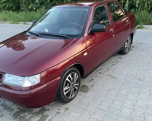Красный ВАЗ 2110, объемом двигателя 1.6 л и пробегом 220 тыс. км за 1450 $, фото 3 на Automoto.ua