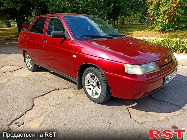 Красный ВАЗ 2110, объемом двигателя 1.5 л и пробегом 200 тыс. км за 1850 $, фото 3 на Automoto.ua