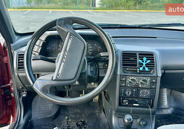 Красный ВАЗ 2110, объемом двигателя 1.5 л и пробегом 92 тыс. км за 2700 $, фото 8 на Automoto.ua