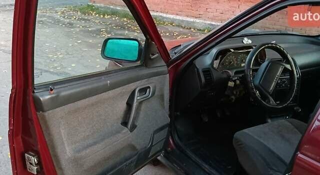 Красный ВАЗ 2110, объемом двигателя 1.5 л и пробегом 100 тыс. км за 1650 $, фото 9 на Automoto.ua